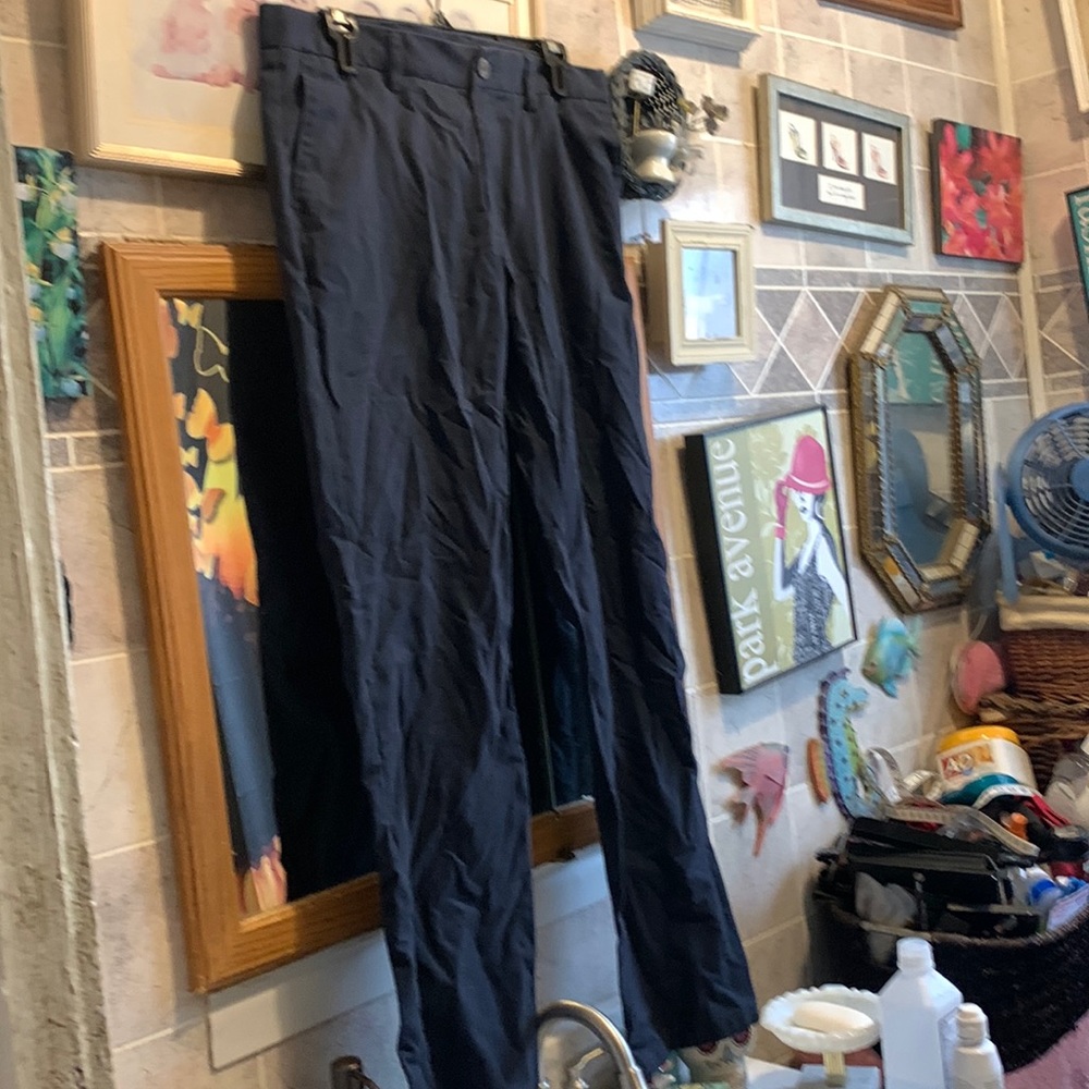 Amazon Essentials Pants. - image 1